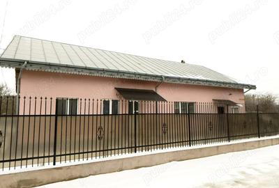 Casă cu 5 camere cu Teren 800 Mp în CFR - 8