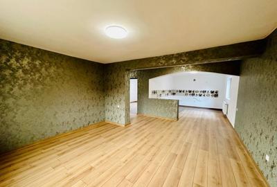 Casă cu 5 camere cu Teren 450 Mp în Central - 17