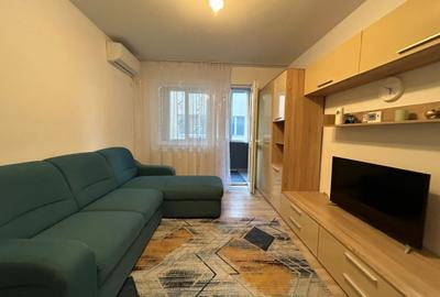 1 Decembrie 2 Camere Etaj 1  55 Mp Centrala Proprie Bloc 2016 9 Min Metrou 1 Dec 1 Decembrie 2 Camere Etaj 1  55 Mp Centrala Proprie Bloc 2016 9 Min Metrou 1 Dec - 3