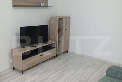 Apartament 3 camere, 48 mp, zona Micro 6 - 1
