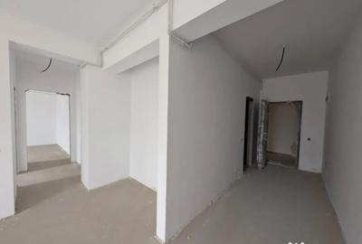 Apartament cu 2 camere decomandat în Florești