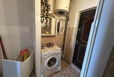 Garsonieră semidecomandată în Aradul Nou