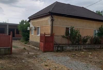 Vand urgent casa in comuna Seleu?..Pre? 80000 Euro Negociabil - 5