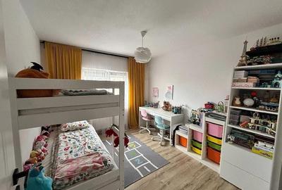Apartament cu 5 camere decomandat în Central - 1