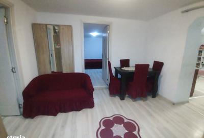 Casă cu 4 camere cu Canalizare în Central - 3