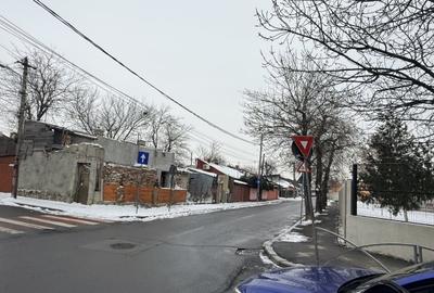 Casă cu 3 camere cu Teren 160 Mp în Central - 4
