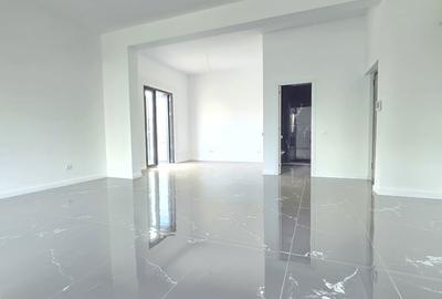 Spațiu comercial, de 50 mp, în Central - 4