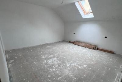 Casă cu 7 camere cu Teren 150 Mp în Rădăuți - 5