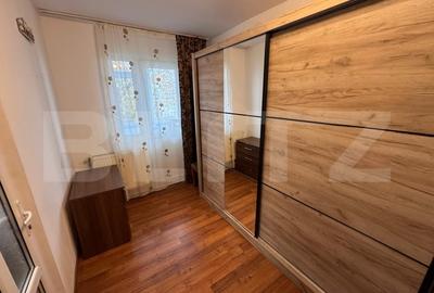 Apartament 2 camere de inchiriat - Micro 5, etaj intermediar - 4