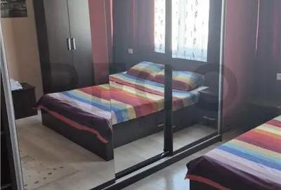 Apartament cu 3 camere decomandat în Decebal - 3