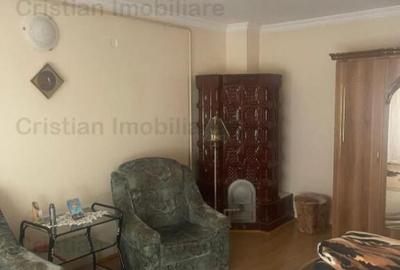 Casa 3 camere,decomandata, construcie anul 2000,Centru - 2