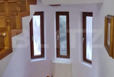 Casă cu 6 camere cu Teren 1178 Mp în Central - 7