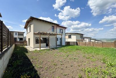 Casa semifinisata in Dezmir - Spatiu, liniste, acces rapid catre oras - 3