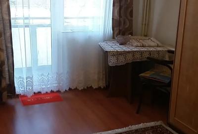 Inchiriez garsoniera zona Dacia-Sovata etaj 2 - 5