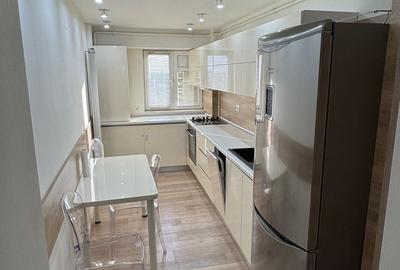Apartament cu 3 camere decomandat în Central - 2