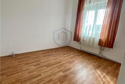 Apartament 3 camere , Marghita - 1