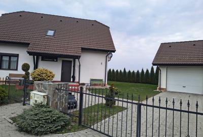 Casă cu 4 camere cu Teren 700 Mp în Exterior Vest