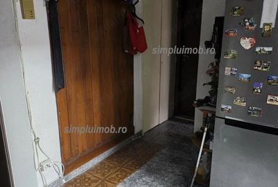 Apartament cu 2 camere decomandat în 1 Decembrie 1918 - 2