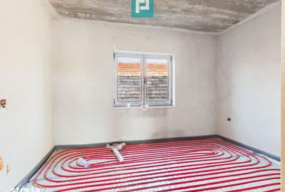 Casă cu 6 camere cu Teren 1800 Mp în Central - 9