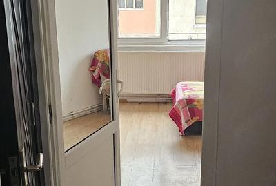 Garsonieră decomandată în Dârste - 1