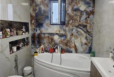 Casă cu 5 camere cu Piscina în Central - 8