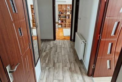 Apartament cu 2 camere decomandat în Central - 2