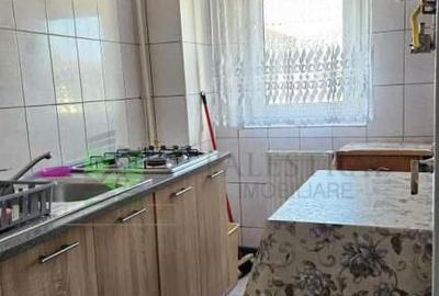 Apartament 2 camere Centrul Civic , mobilat-utilat , 330 Eur - 2