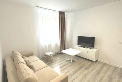 Apartament cu 3 camere semidecomandat în Central - 3