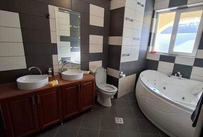 Casă cu 5 camere decomandat cu Teren 500 Mp în Baciu - 4