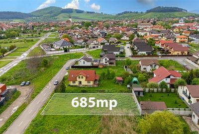 Teren Construcții intravilan de 685 mp, în Sânpetru - 2