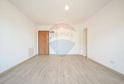 Apartament cu 1 camere decomandat în Tractorul - 2