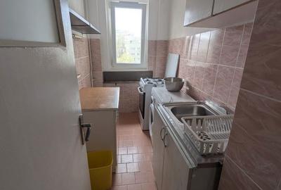 Apartament cu 2 camere decomandat în Doamna Ghica