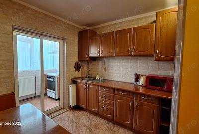 Proprietar, ofer spre inchiriere apartament cu 3 camere decomandate in Galati, Tiglina 3 - 9