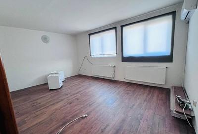 Casă individuală cu 3 camere cu Canalizare în Central - 12