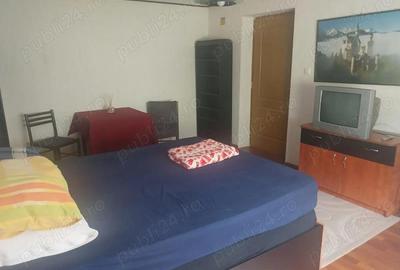 Casă cu 1 camere în Central - 1