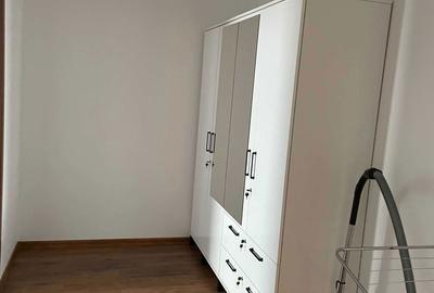 Apartament cu 3 camere decomandat în Piața Centrală - 2