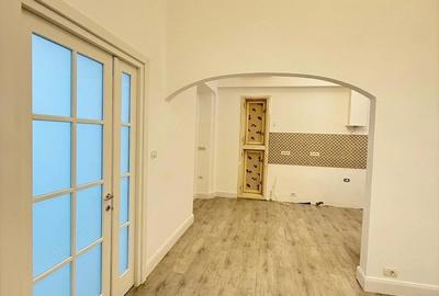 Spațiu comercial, de 100 mp, în Ultracentral