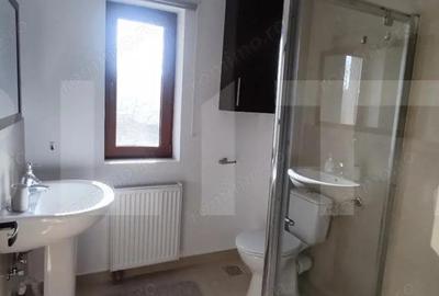 Casă cu Teren 187 Mp în 1 Decembrie - 13