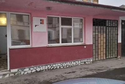 Spațiu comercial, de 59 mp, în Central - 7
