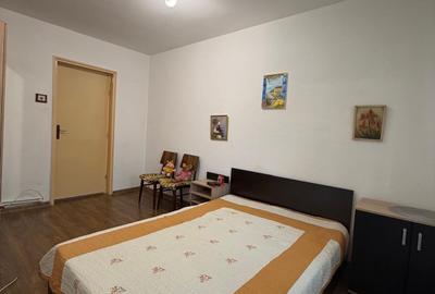Apartament cu 2 camere semidecomandat, mobilat în Mazepa 1 - 8