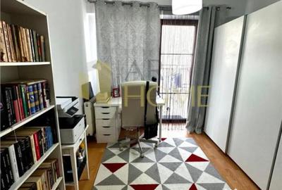 Apartament cu 4 camere decomandat, mobilat în Albert - 13