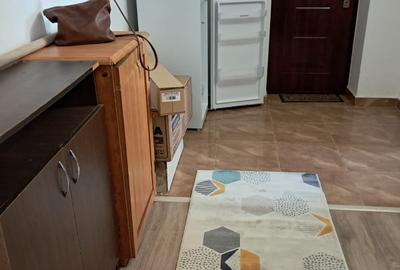 Garsonieră decomandată în Hipodrom 1 - 8