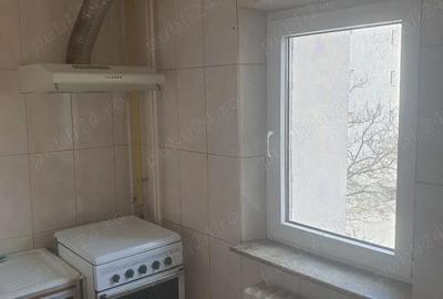 Garsonieră decomandată în Central - 1