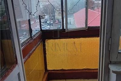 Apartament cu 3 camere semidecomandat, mobilat în Spitalul Județean - 12
