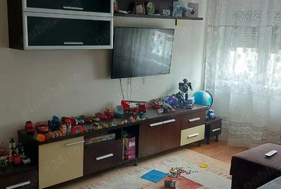 Inchriez apartament 2 camere zona garii - 2