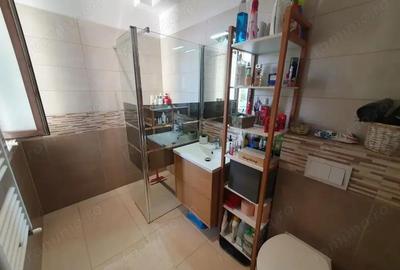 Nou. Spatios. Asfalt. Langa Profi si Penny. Parcare - zona Girocului. - 6