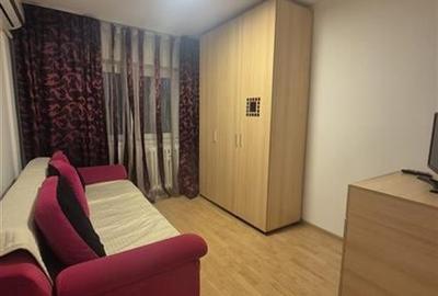 Apartament cu 3 camere decomandat, mobilat în Apusului