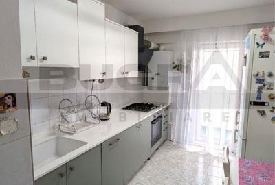 Apartament cu 4 camere în Între Lacuri