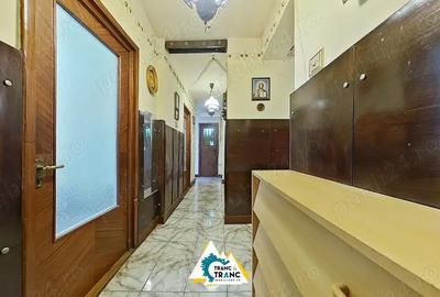 Apartament cu 4 camere decomandat în Podgoria - 3