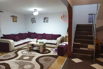 Casă cu 4 camere în Central - 3